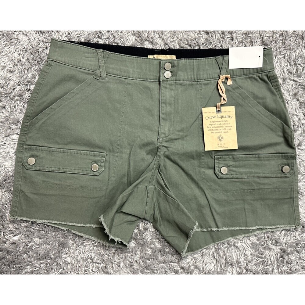 Democracy Women's AB Tech High Rise Cargo Shorts Green plus Size 24W
